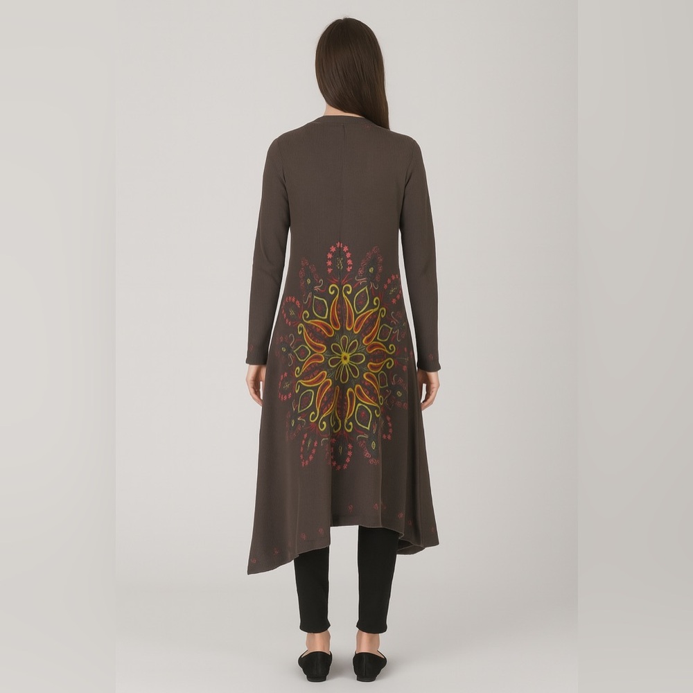 Biya Duster with Floral Embroidery